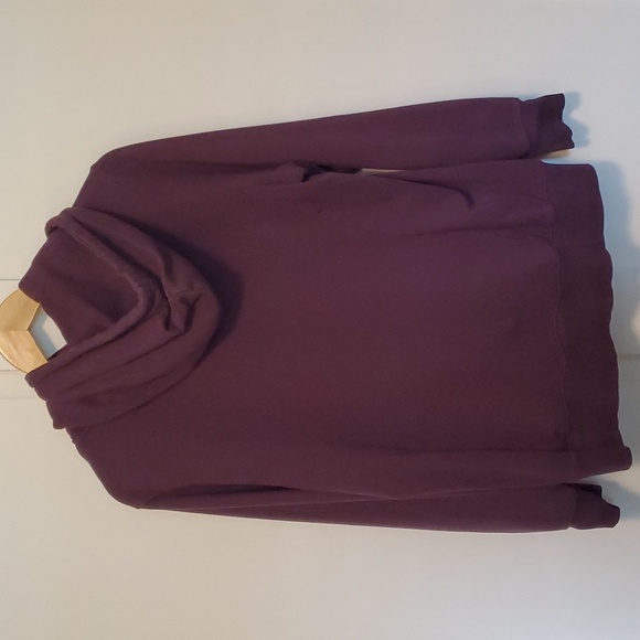 Size Large Northface sweatshirt. - Picture 4 of 6